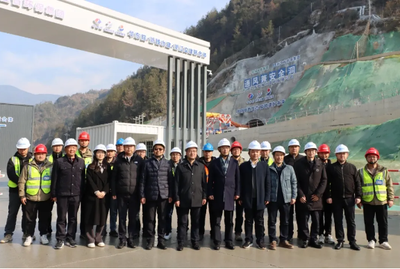 1737337634459067468.png 2-1.png